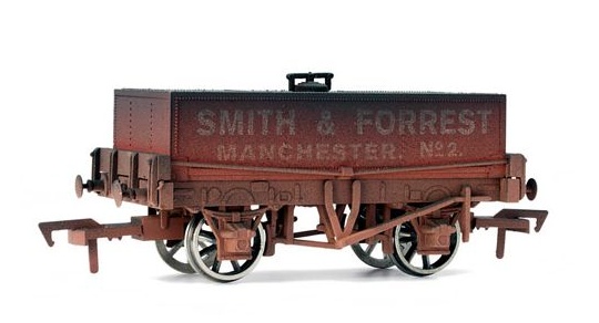Dapol - OO Gauge Rectangular Tank Smith & Forrest Weathered